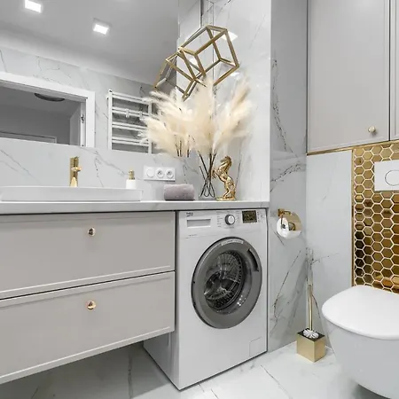 Margi Gold Studio, Very Lux, Old Town, Aircon *