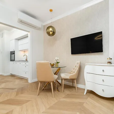 Lägenhet Margi Gold Studio, Very Lux, Old Town, Aircon